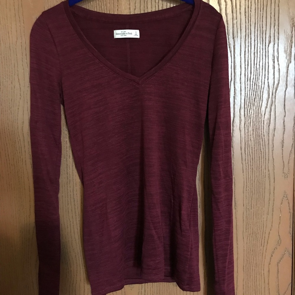 Abercrombie V neck Long Sleeve